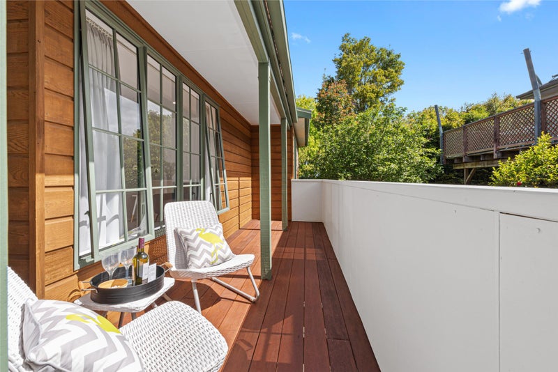 42A Rangatira Road, Birkenhead, Auckland - Carousel 2