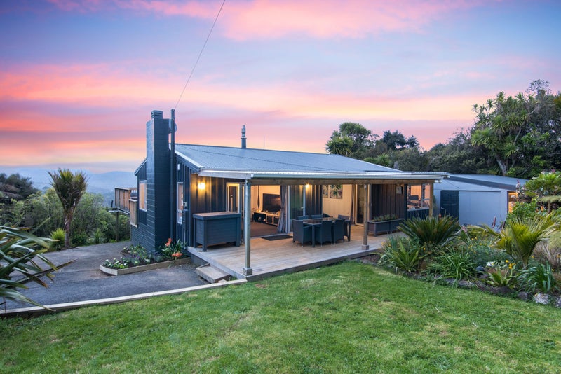 301 Wairere Road, Henderson - Carousel 1