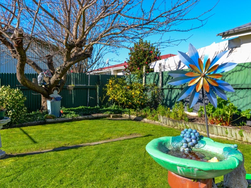 218 Tudor Avenue, Mayfair, Hastings - Carousel 18