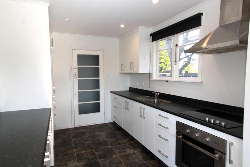 507 Devon Street West, Blagdon, New Plymouth - Carousel 2