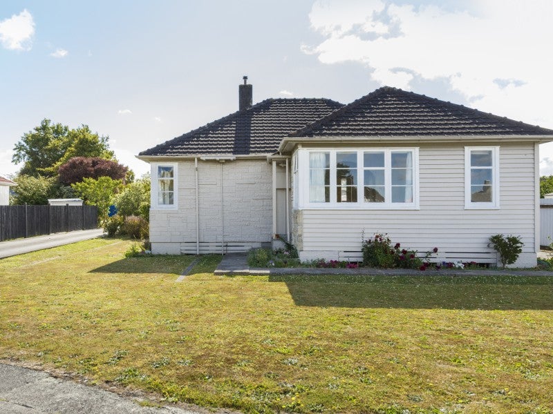 29 Ngarimu Street, Roslyn, Palmerston North - Carousel 16