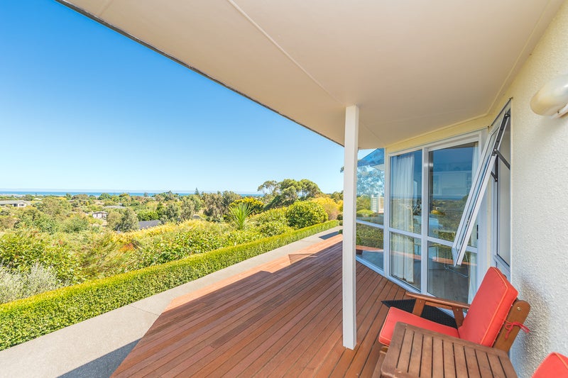 8 Kingston Way, Otamatea, Whanganui - Carousel 2