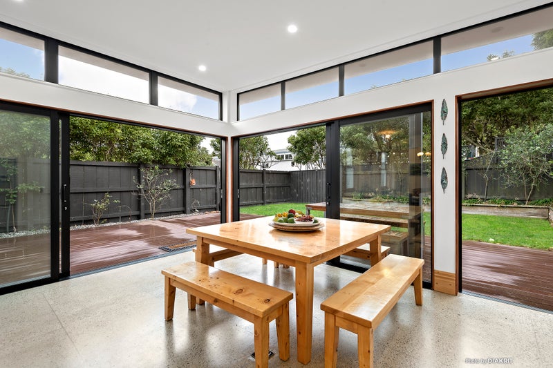 26 Te Wharepouri St, Berhampore, Wellington - Carousel 2