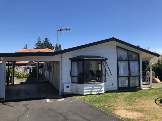 4 Douglas Street, Springfield, Rotorua - Carousel 1