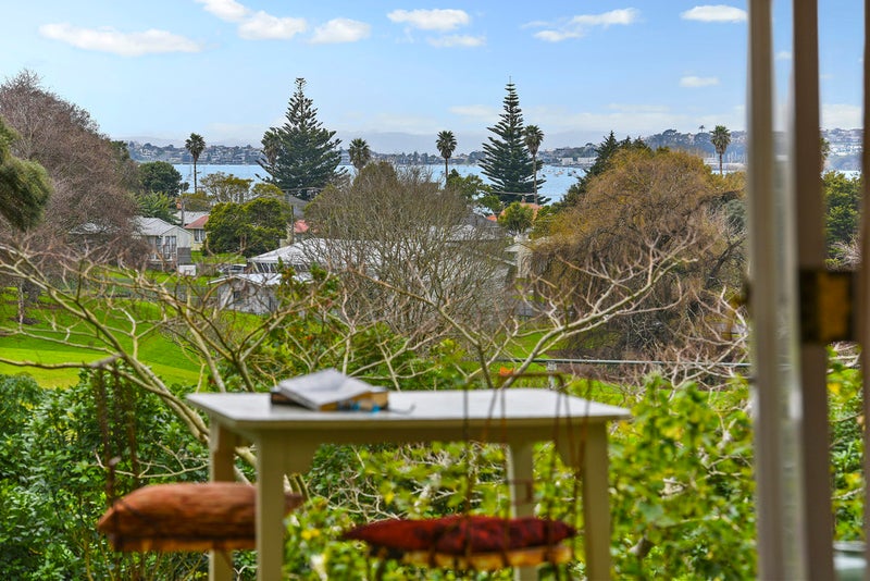33 Oran Road, Panmure, Auckland - Carousel 1