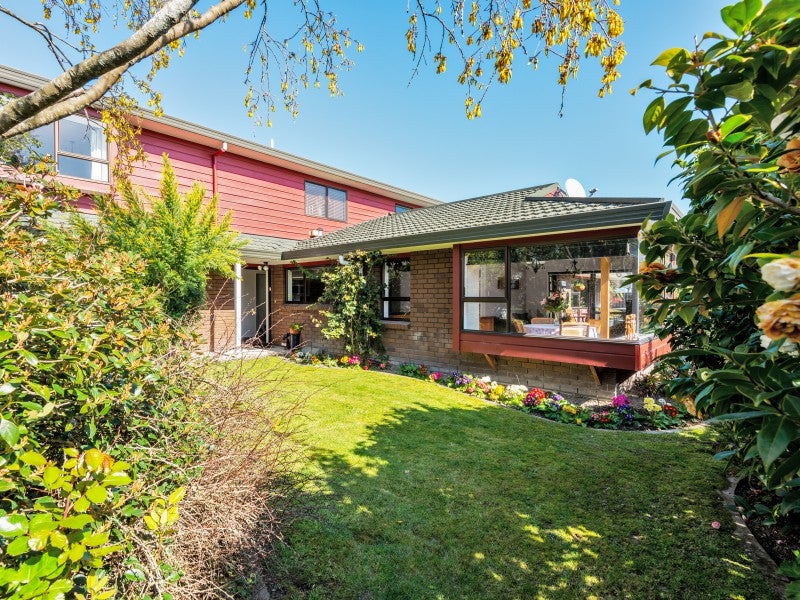 43 Chippendale Crescent, Highbury, Palmerston North - Carousel 1