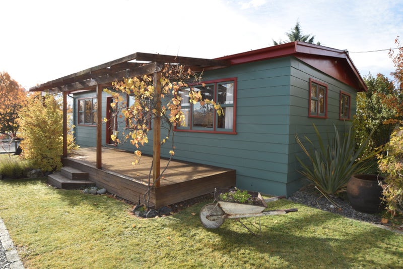 1 Falstone Crescent, Twizel - Carousel 1