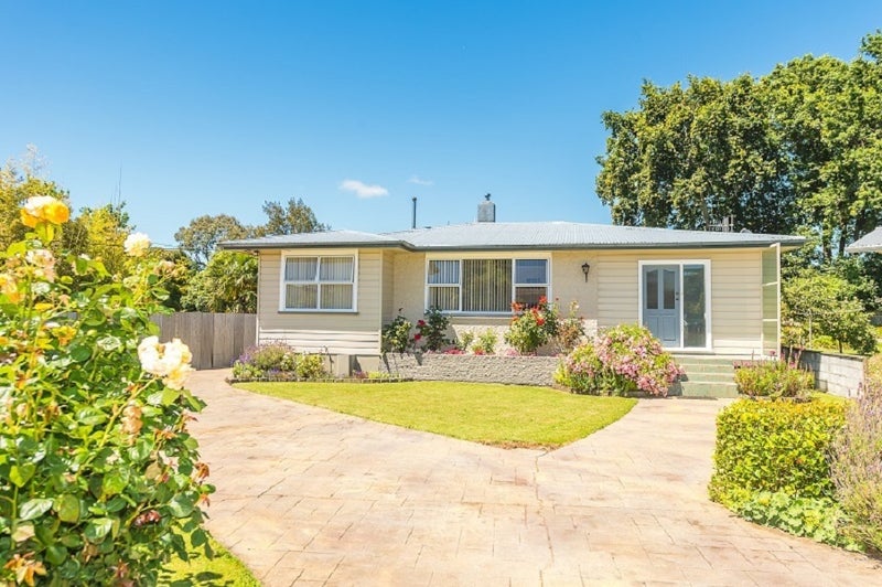 49 Harris Street, Marton - Carousel 2