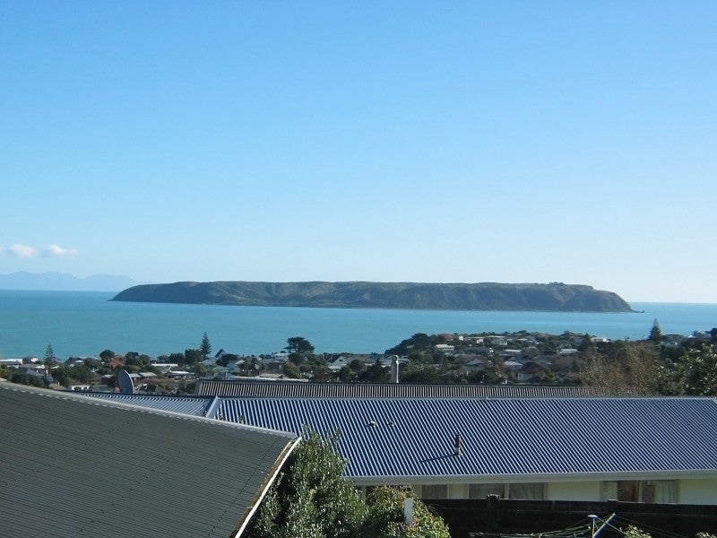 23 Mapplebeck Street, Titahi Bay, Porirua - Carousel 2