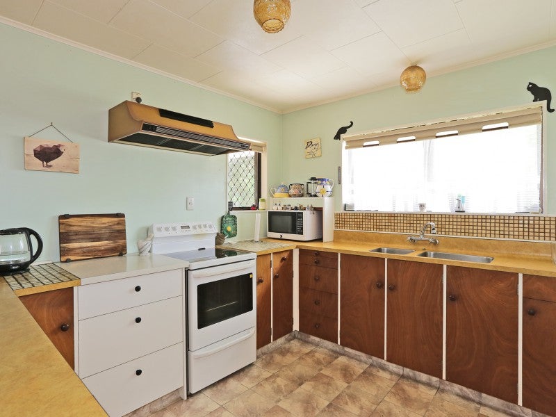 434 Hemi Street, Raureka, Hastings - Carousel 2