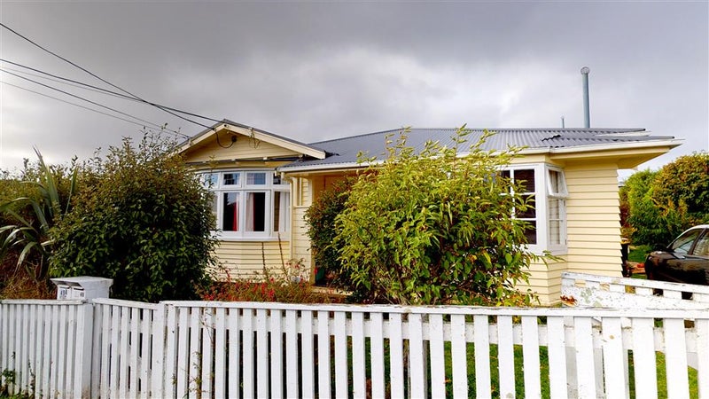 49 Donald Street, Karori, Wellington - Carousel 1