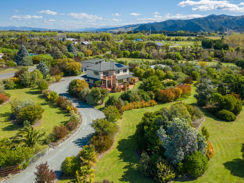 5 Shoreline Place, Rarangi - Carousel 35