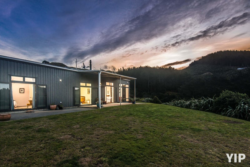 648 Makara Road, Karori - Carousel 1