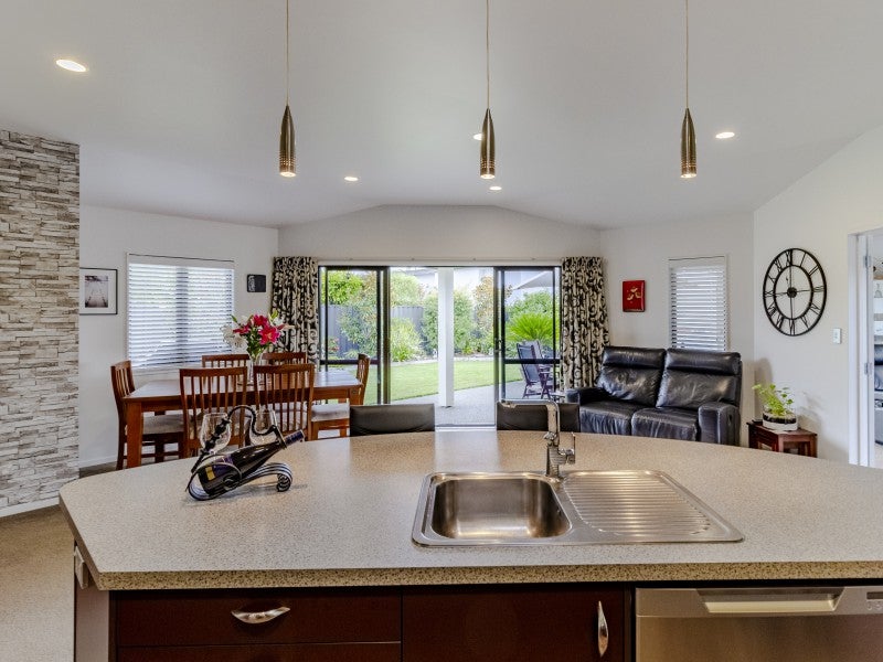 17 Pania Place, Poraiti, Napier - Carousel 2