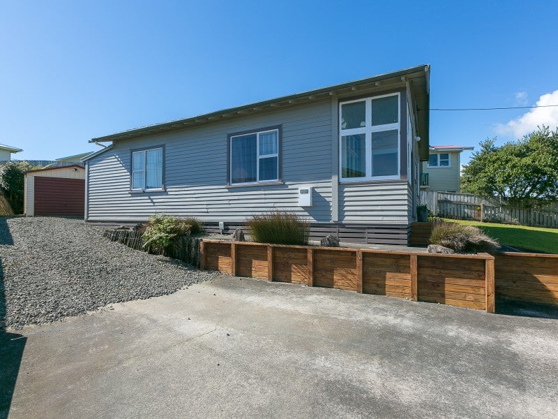 22 Marama Crescent, Spotswood, New Plymouth - Carousel 24