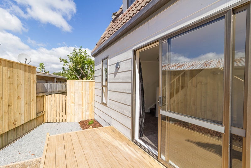 2/74 Gillespies Road, Birchville, Upper Hutt - Carousel 18