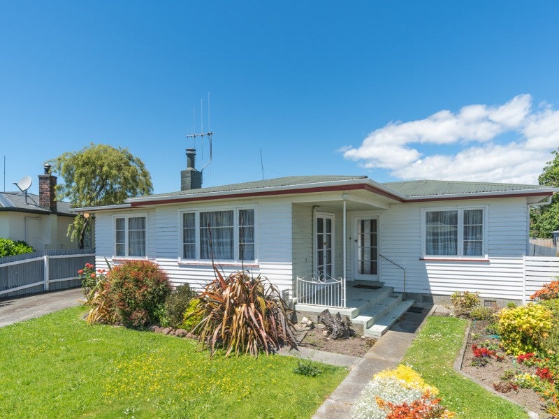 6 Tern Place, Hokowhitu, Palmerston North - Carousel 2
