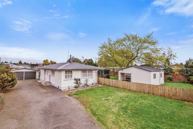 18 Tamaki Street, Ngongotaha, Rotorua - Carousel 1