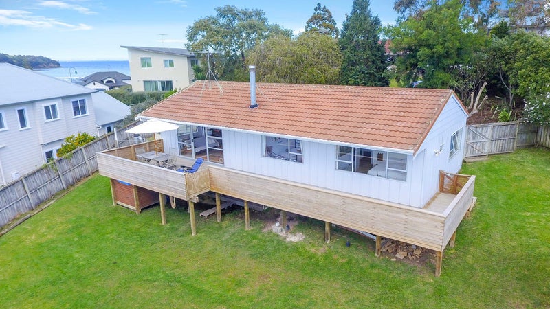 32A Everard Avenue, Army Bay, Whangaparaoa - Carousel 1