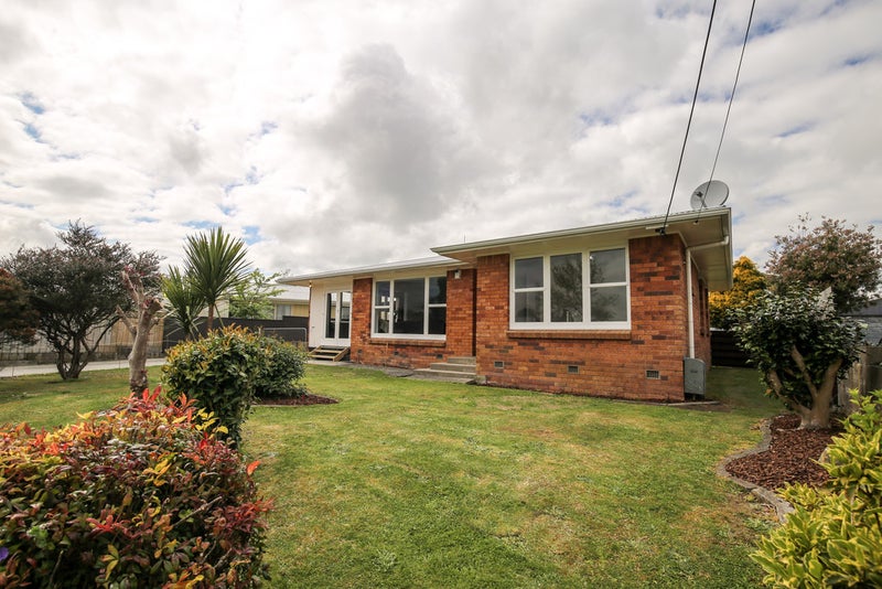 99 Mount View Road, Melville, Hamilton - Carousel 2