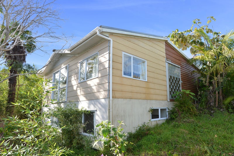 18 Cartwright Road, Onerahi, Whangārei - Carousel 1