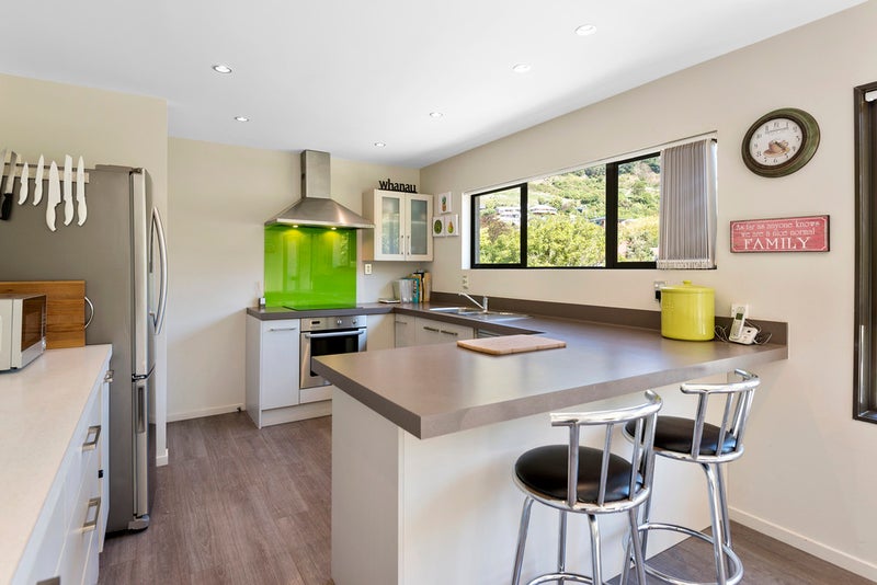 1 Finnsarby Place, Sumner, Christchurch - Carousel 2