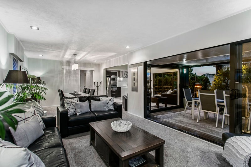 0 , St Heliers - Carousel 2