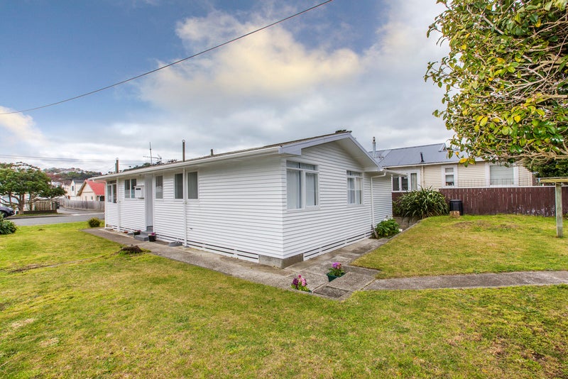 28 Puriri Street, Miramar, Wellington - Carousel 16