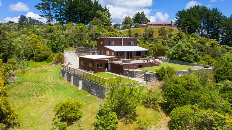 806 Matakana Valley Road, Warkworth - Carousel 1