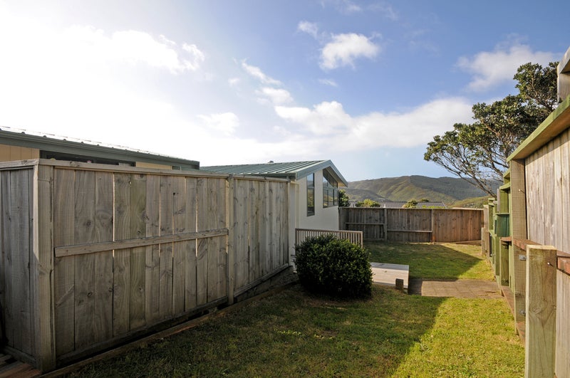 84 Thurleigh Grove, Karori, Wellington - Carousel 20