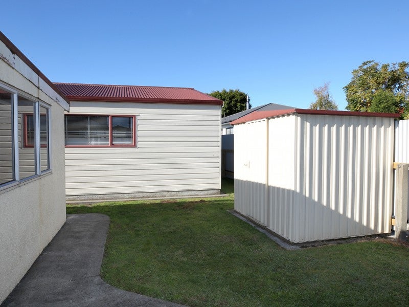 1210 Willowpark Road North, Mayfair, Hastings - Carousel 21