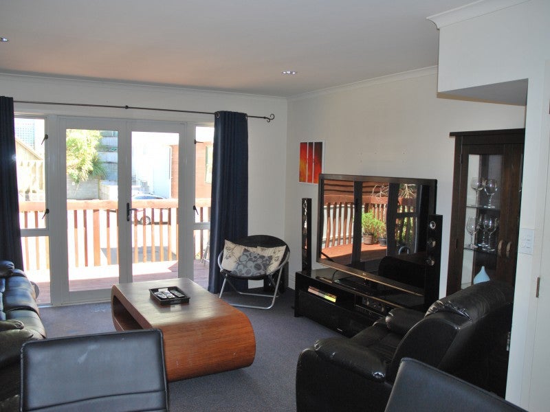 5/3 Malcolm Lane, Thorndon, Wellington - Carousel 1