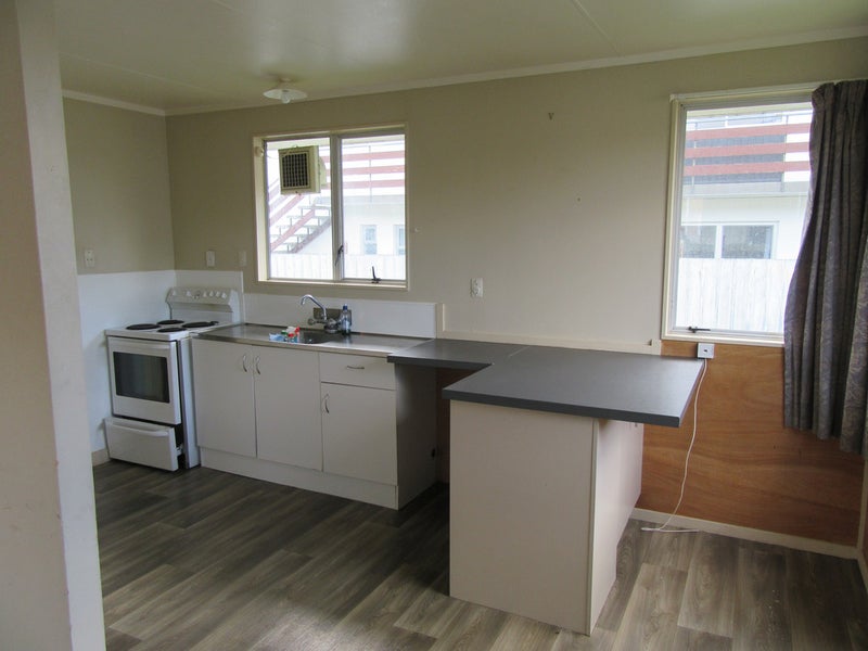63B York Street, Hamilton East, Hamilton - Carousel 2