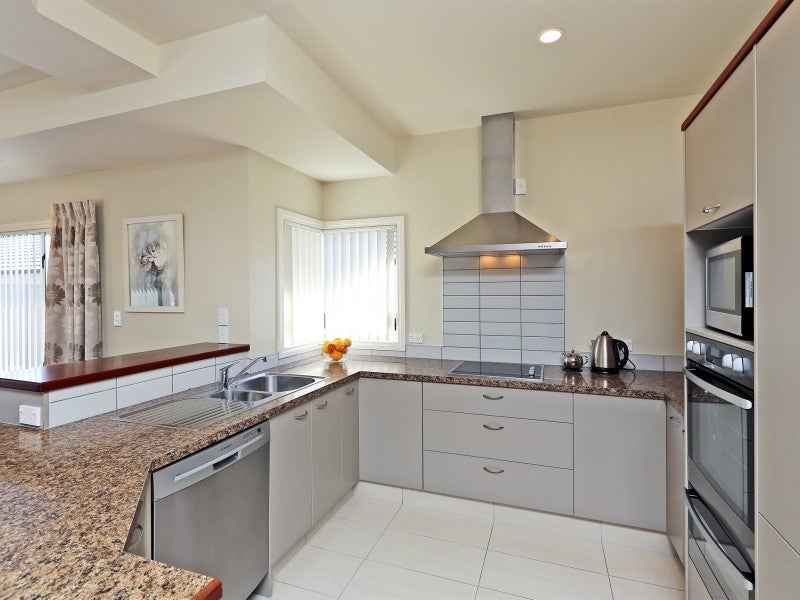 9A Merlot Drive, Greenmeadows, Napier - Carousel 2