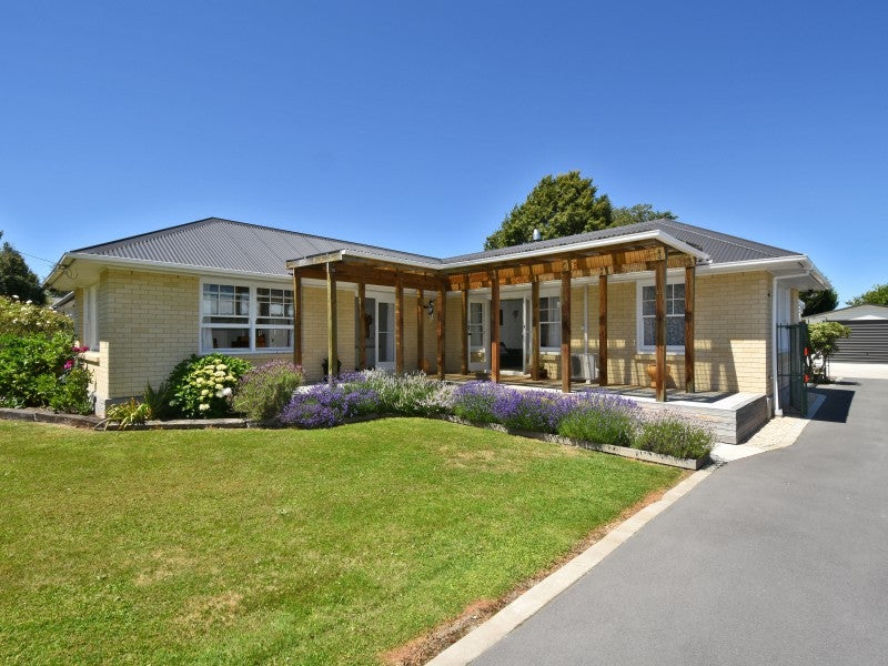 25 Englefield Road, Belfast, Christchurch - Carousel 1