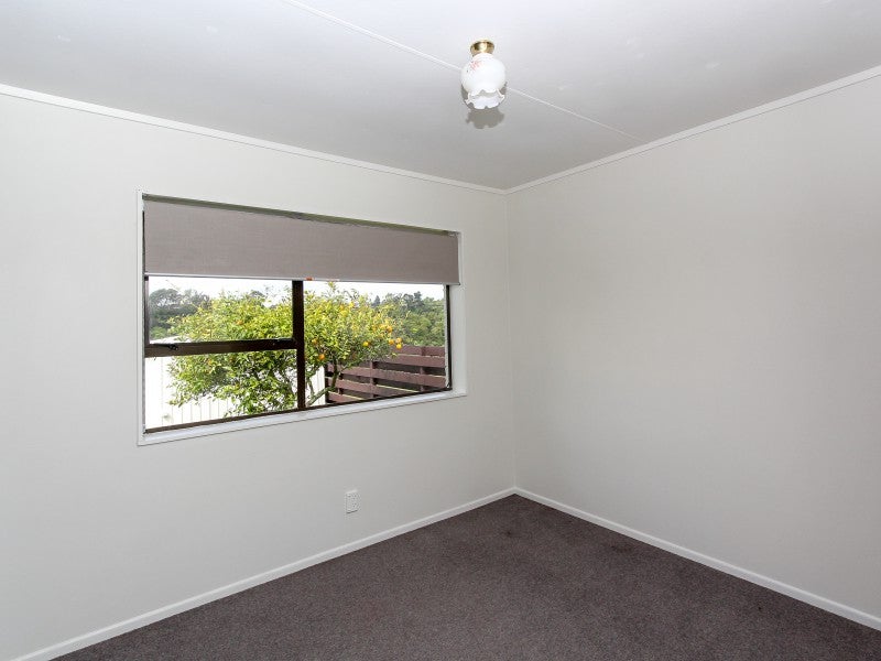 104 Riversdale Drive, Merrilands, New Plymouth - Carousel 26