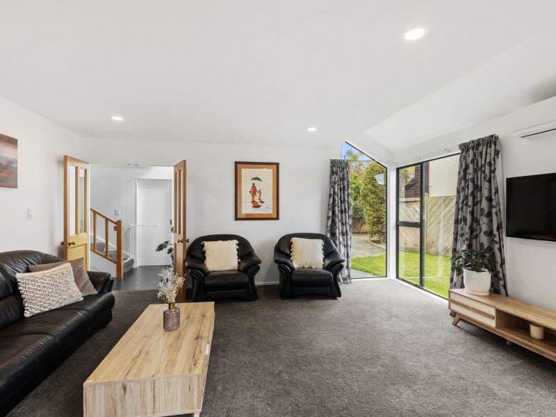 2/27 Mawson Street, Waiwhetu, Lower Hutt - Carousel 2