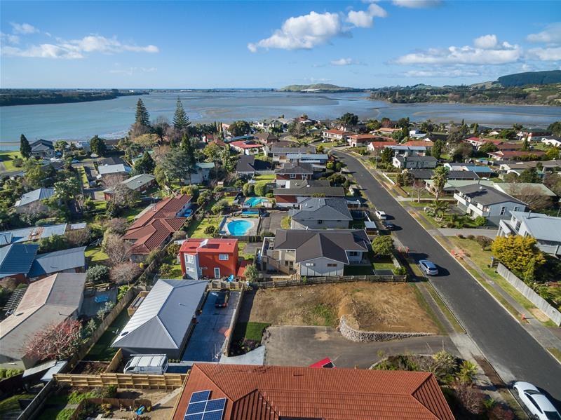 18A MAIHI CRESCENT, Parkvale, Tauranga - Carousel 2