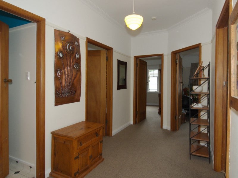 4/332 Tinakori Road, Thorndon, Wellington - Carousel 2