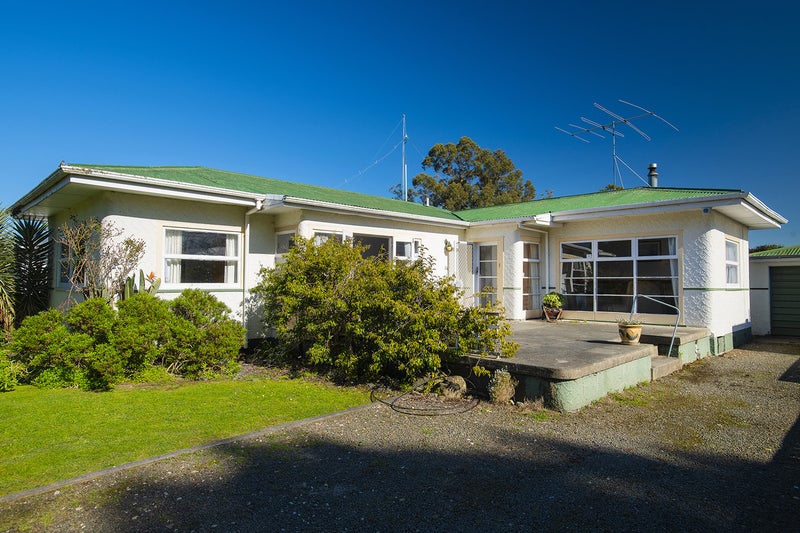 16 Pine Street, Mangapapa, Gisborne - Carousel 1
