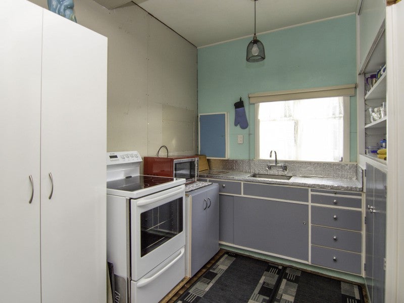 185 Ferguson Street, West End, Palmerston North - Carousel 2