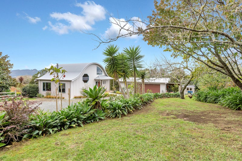 94 Tudehope Road, Kamo - Carousel 2