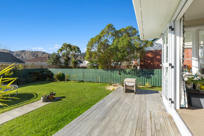 173 Waddington Drive, Naenae, Lower Hutt - Carousel 1