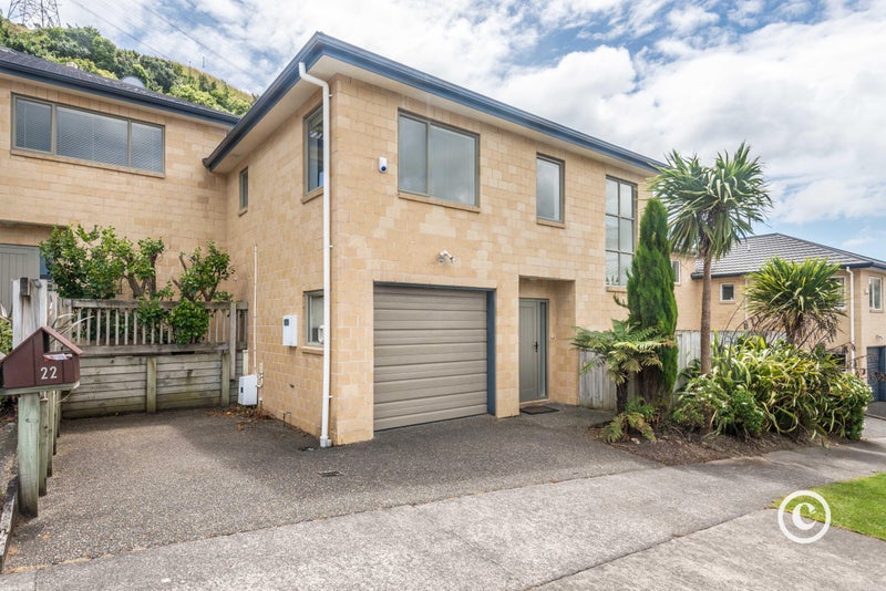 22 Erlestoke Crescent, Churton Park, Wellington - Carousel 1