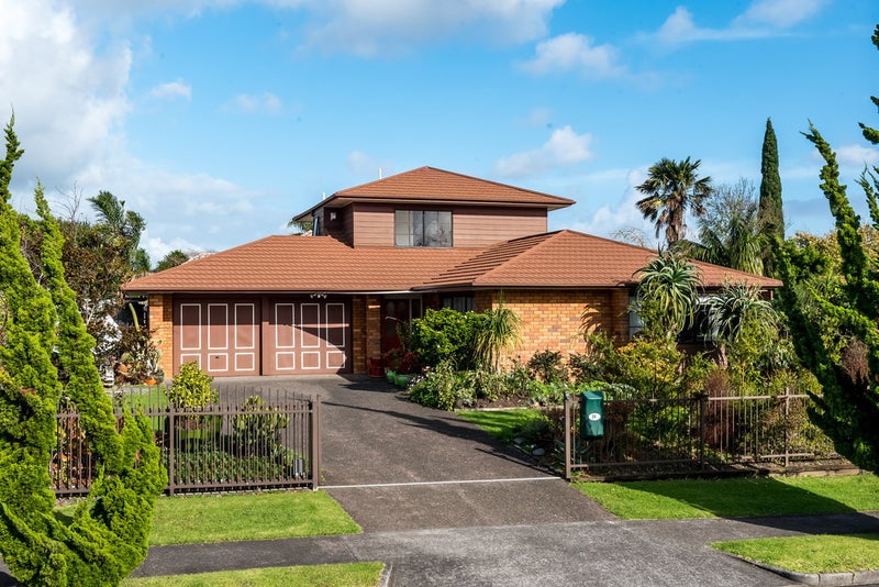 34 Orangewood Drive, Northpark, Auckland - Carousel 1