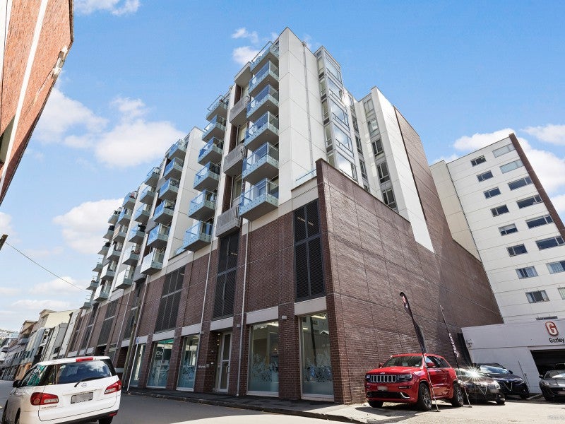 6L/10 Lorne Street, Te Aro, Wellington - Carousel 1