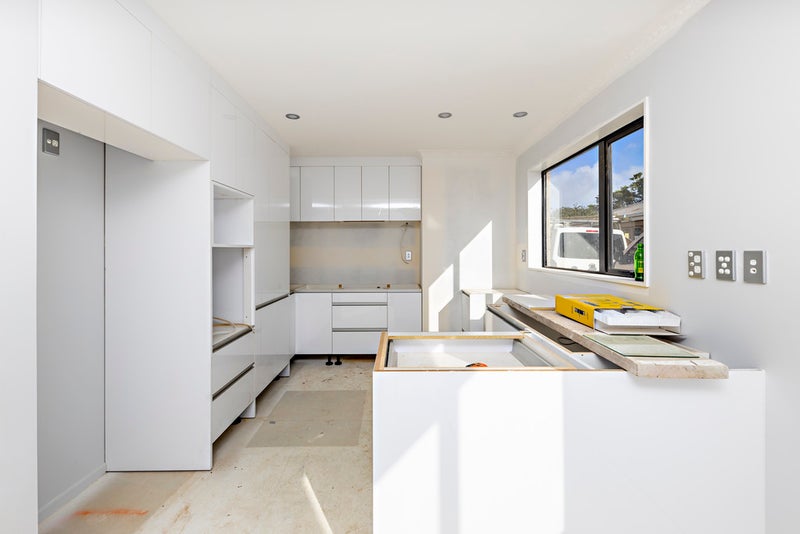 2/14 Milton Road, Mount Eden, Auckland - Carousel 2