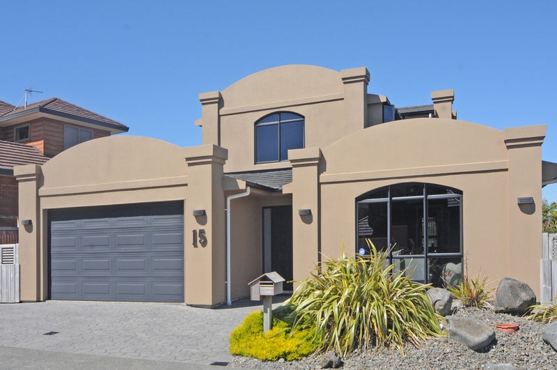 15 White Pine Avenue, Woodridge, Wellington - Carousel 1