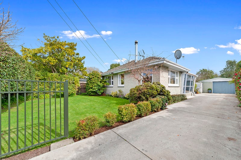 20 Liverton Crescent, Bishopdale, Christchurch - Carousel 1