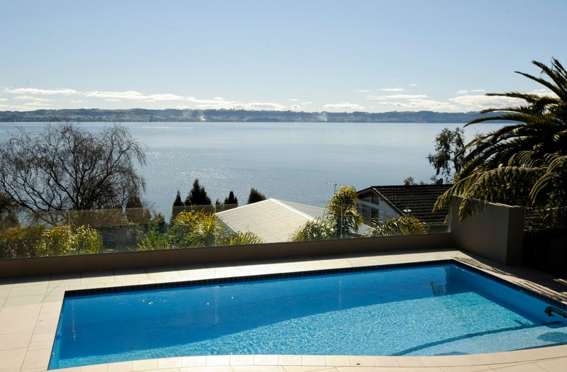 7 Tupara Crescent, Kawaha Point, Rotorua - Carousel 5